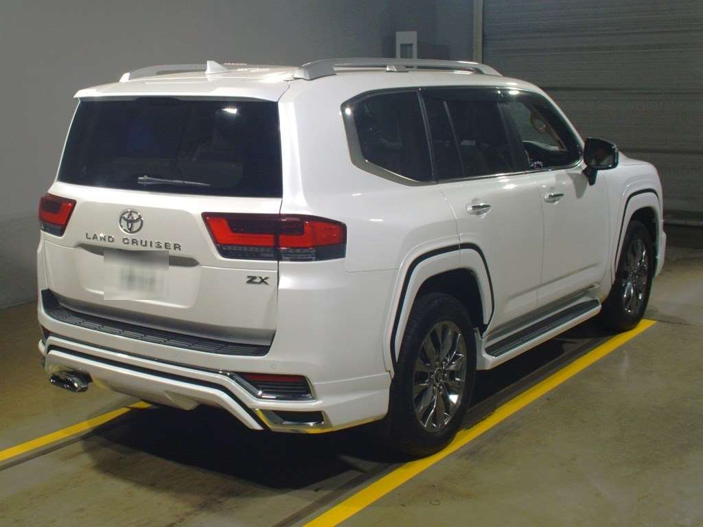 2022 TOYOTA LAND CRUISER