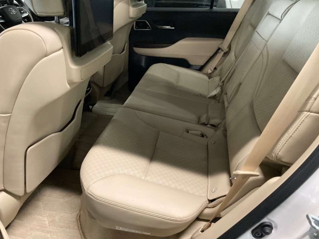 2022 TOYOTA LAND CRUISER