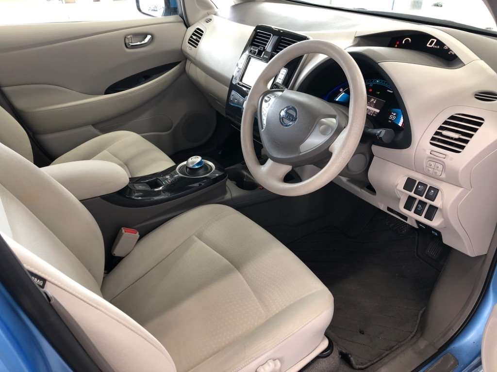 2009 NISSAN LEAF