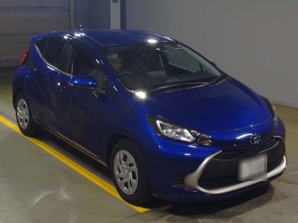 2023 TOYOTA AQUA