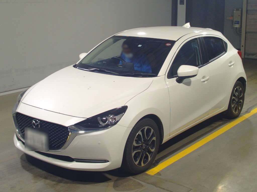2020 MAZDA MAZDA2