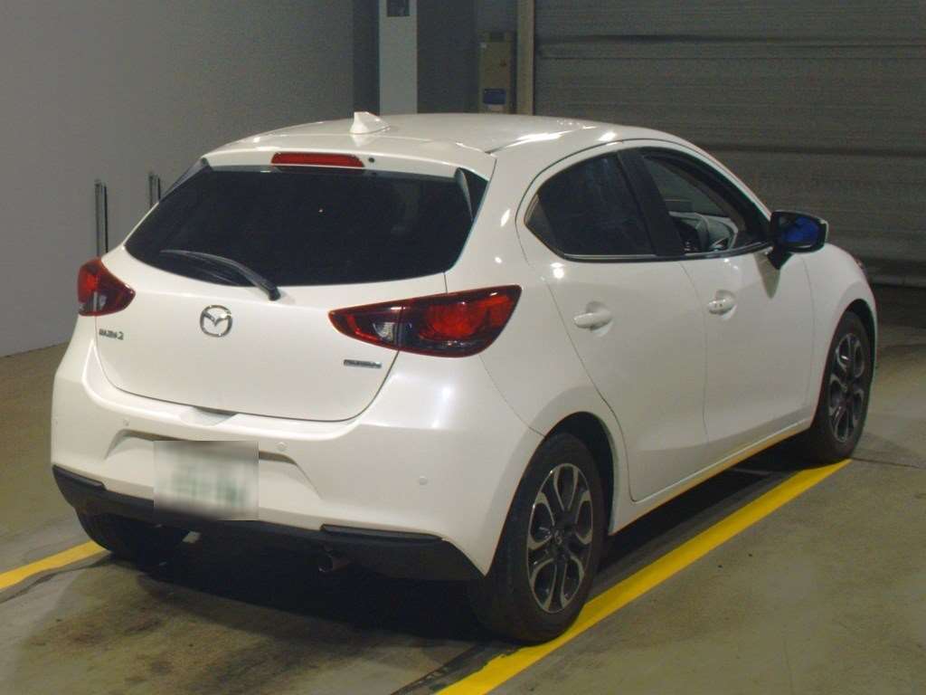 2020 MAZDA MAZDA2