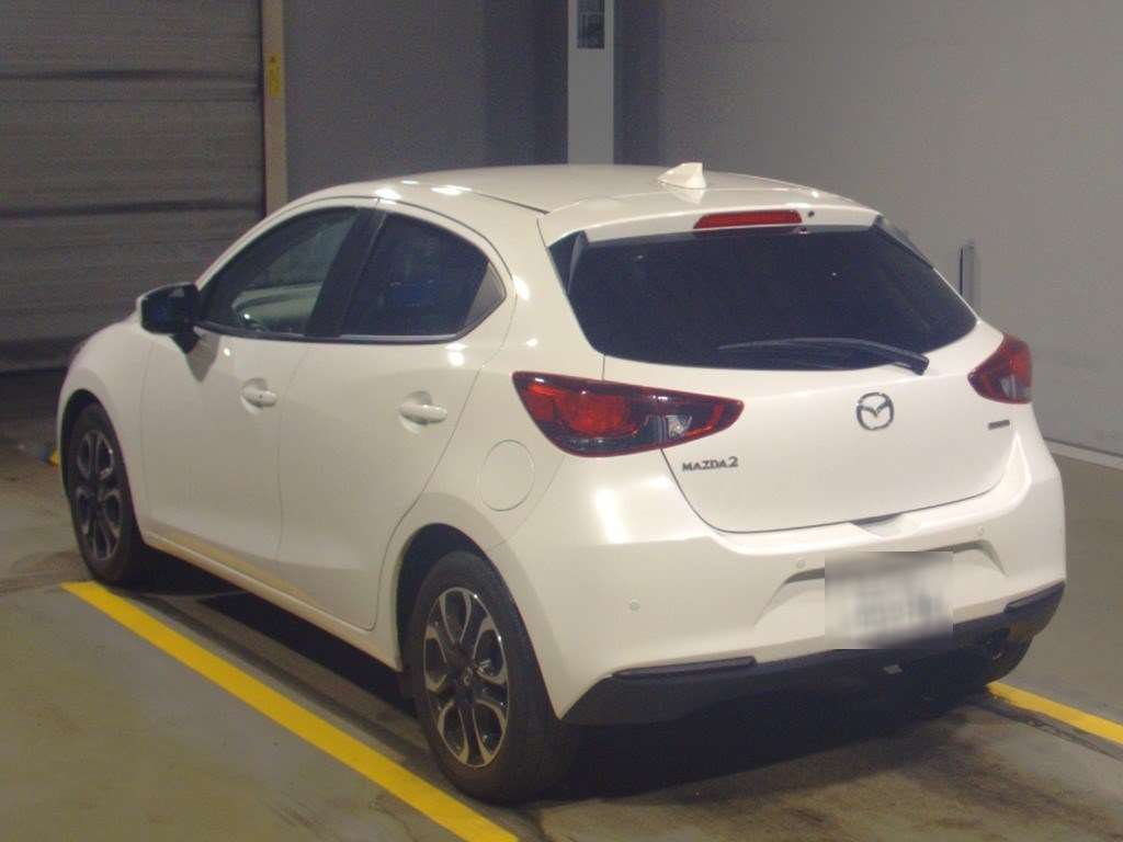 2020 MAZDA MAZDA2