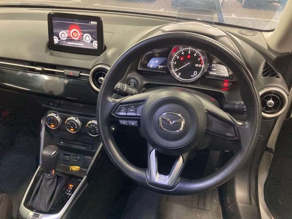 2020 MAZDA MAZDA2