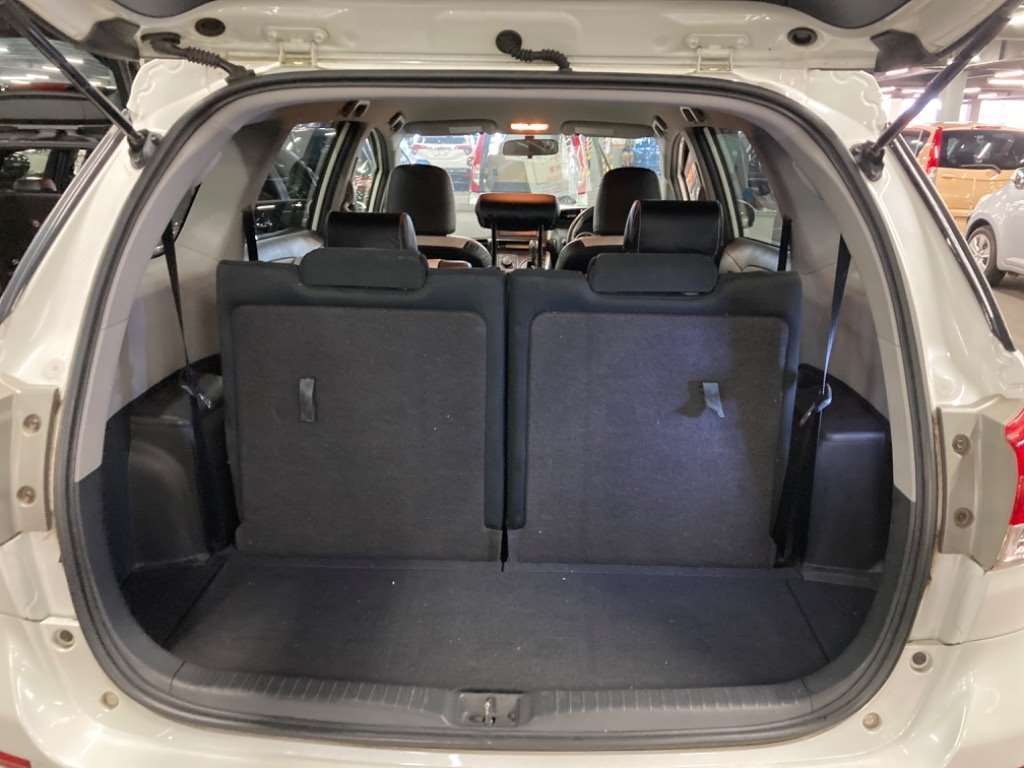 2011 TOYOTA WISH