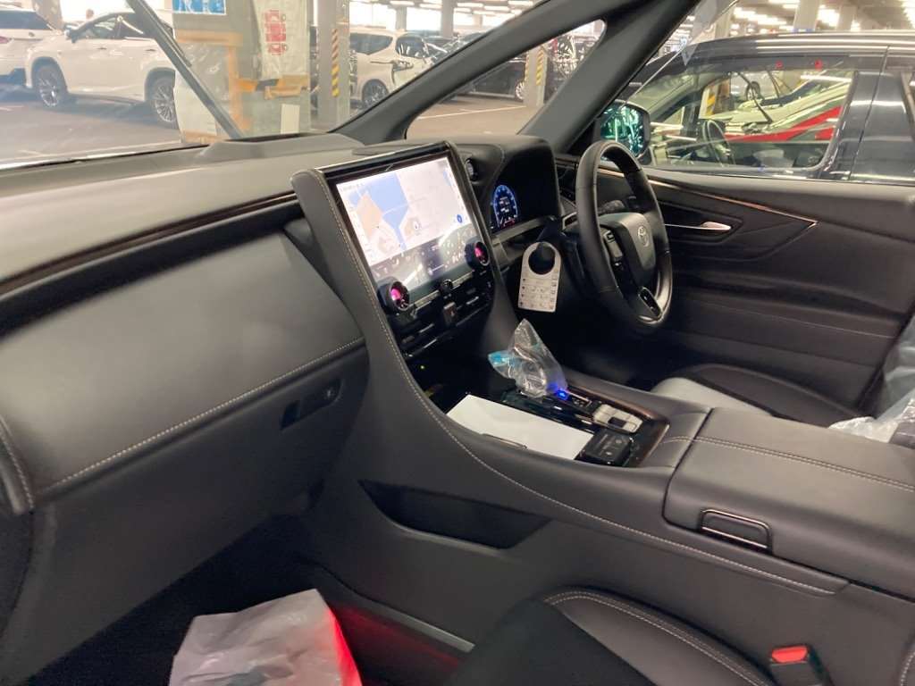 2018 TOYOTA VELLFIRE
