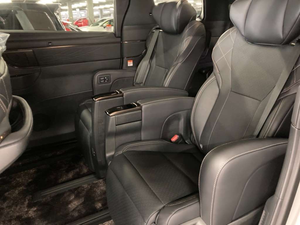 2018 TOYOTA VELLFIRE