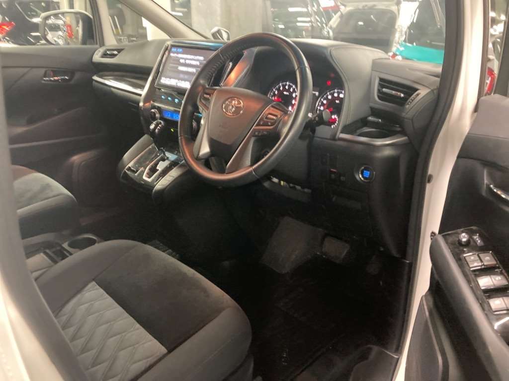 2023 TOYOTA VELLFIRE