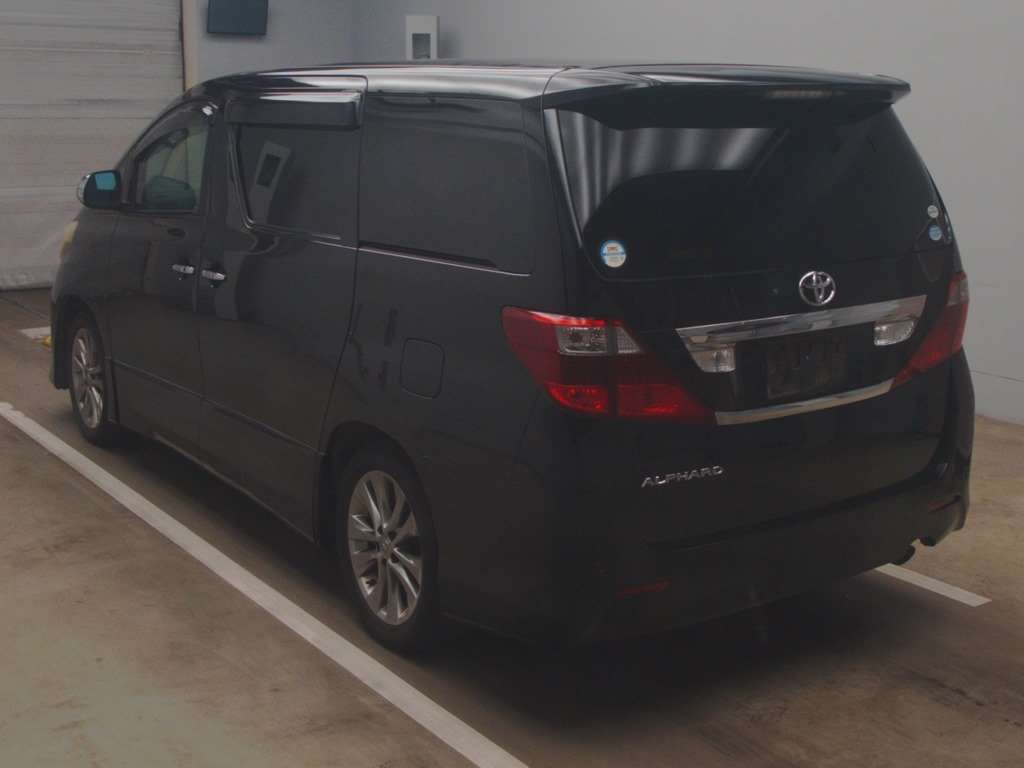 2011 TOYOTA ALPHARD