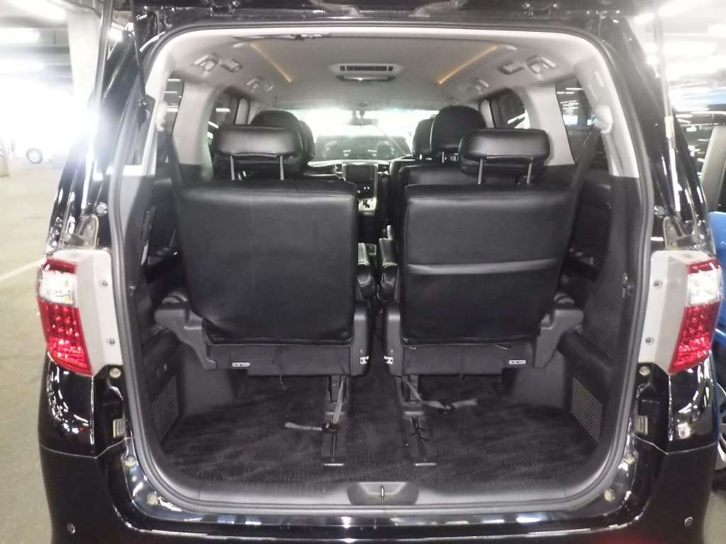 2011 TOYOTA ALPHARD