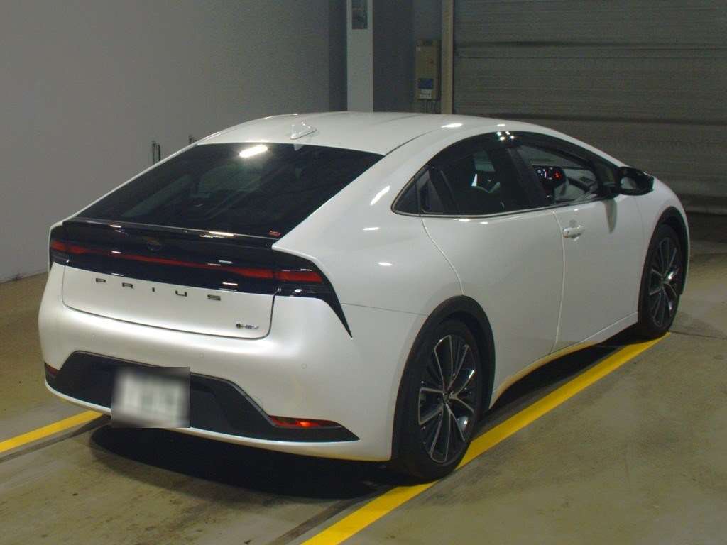 2023 TOYOTA PRIUS