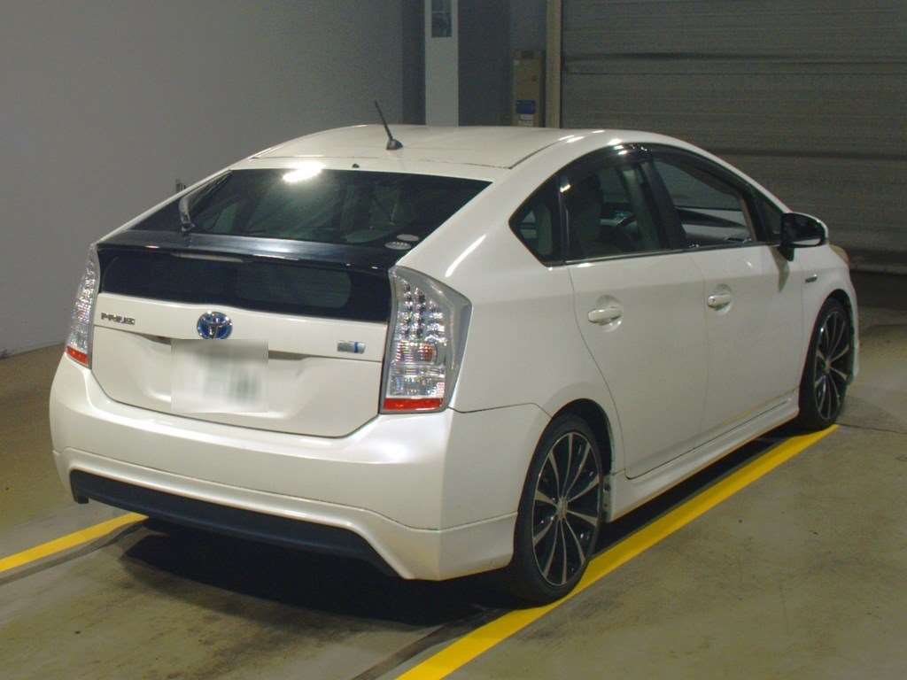 2011 TOYOTA PRIUS