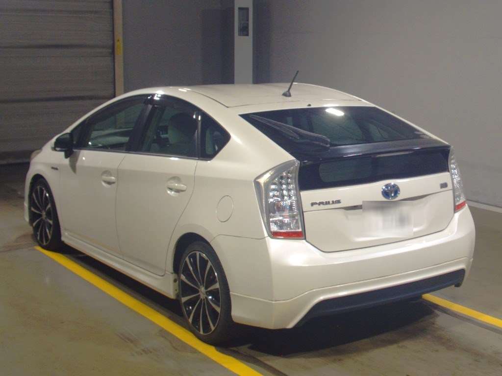 2011 TOYOTA PRIUS