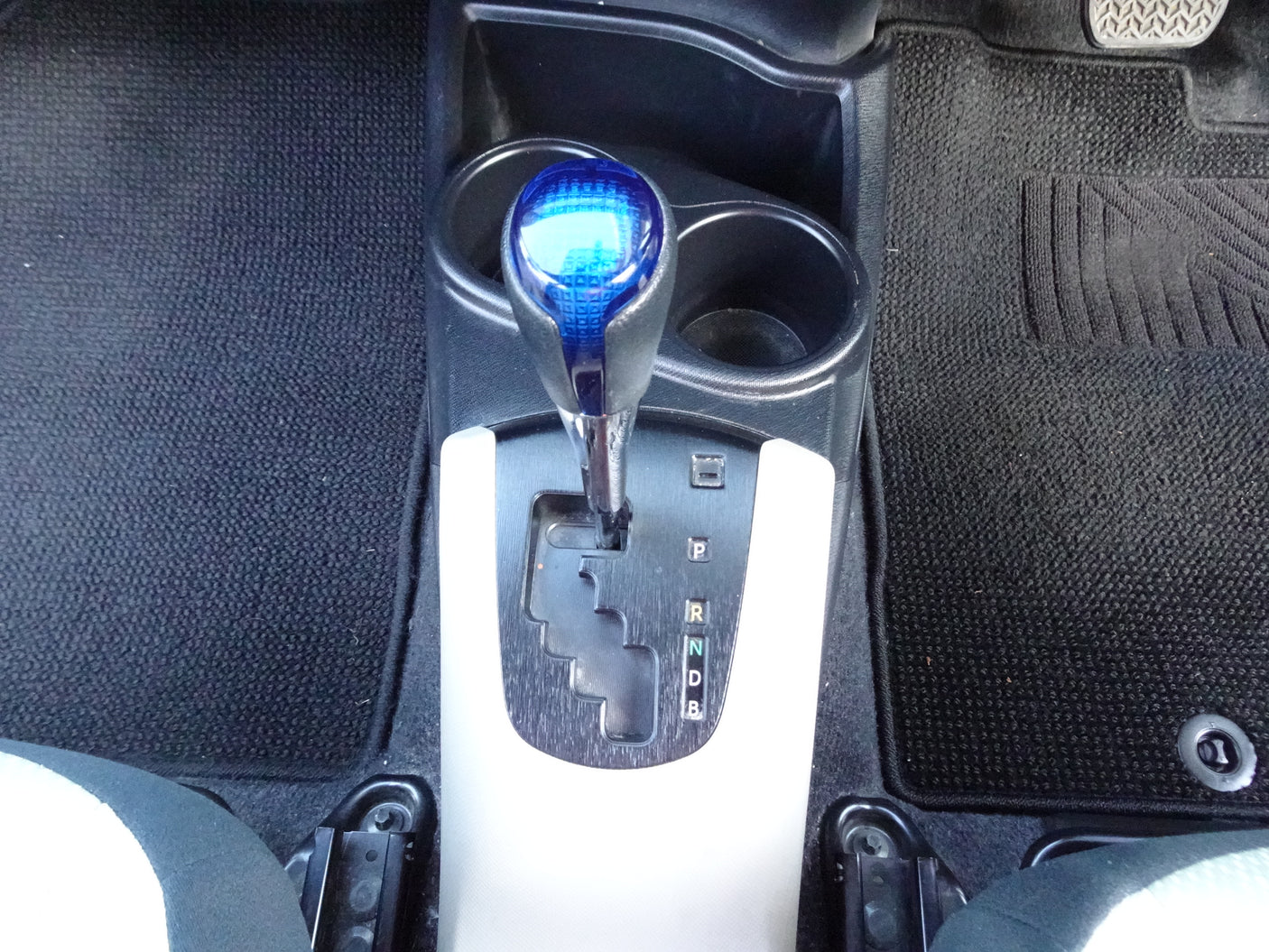 2013 TOYOTA HYBRID AQUA S