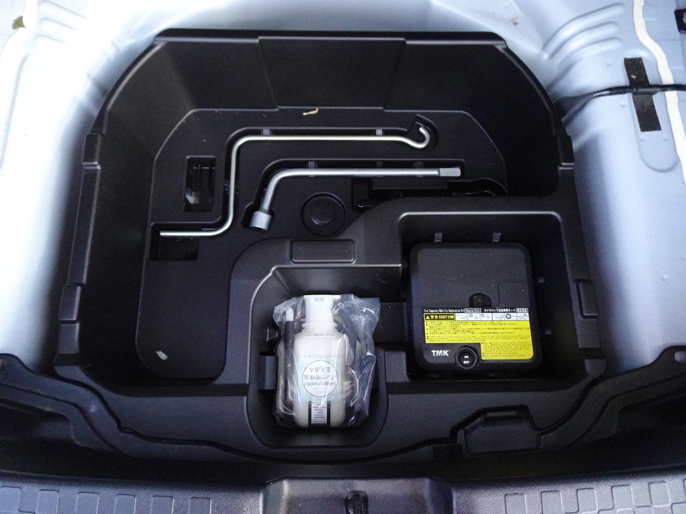 2013 TOYOTA HYBRID AQUA S