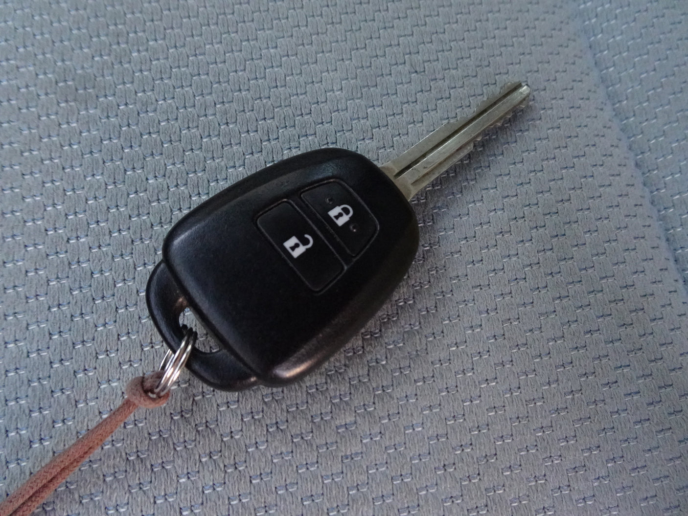 2013 TOYOTA HYBRID AQUA L