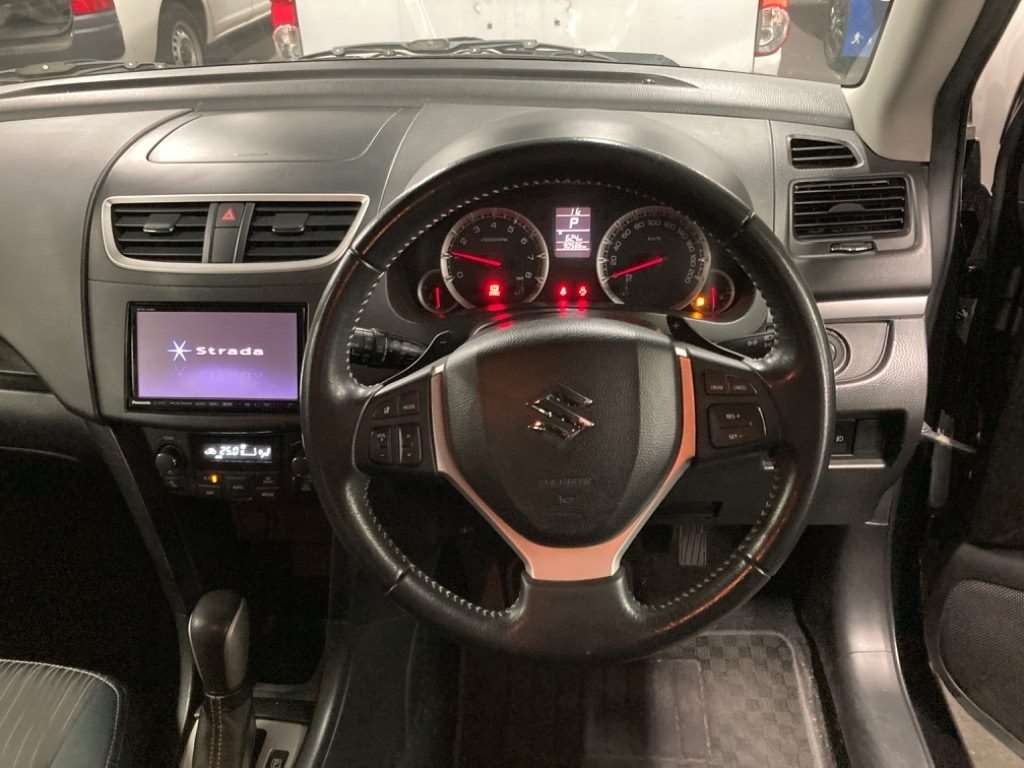 2013  SUZUKI SWIFT   RS